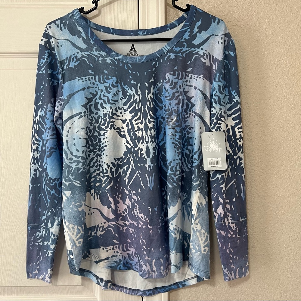 NWT Disney Avatar long sleeve shirt-medium